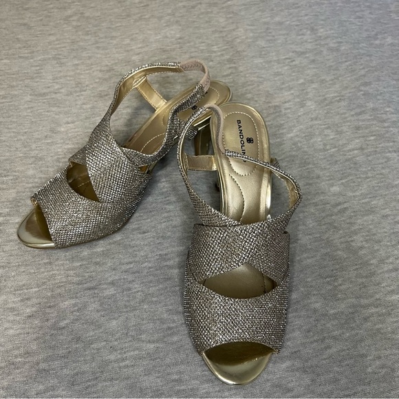 Bandolino Silver Heels with Peep-Toe and Ankle Strap - Picture 4 of 6